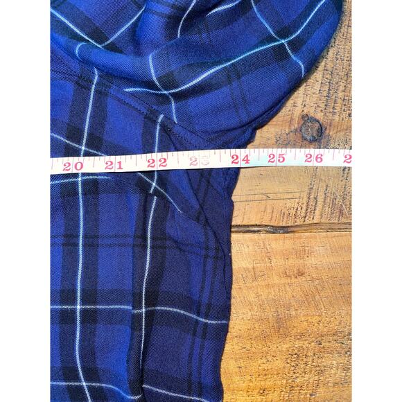 Womens Torrid Blue‎ Black Plaid Long Sleeve Button Down Soft Shirt Pocket Size 0 - Picture 6 of 7
